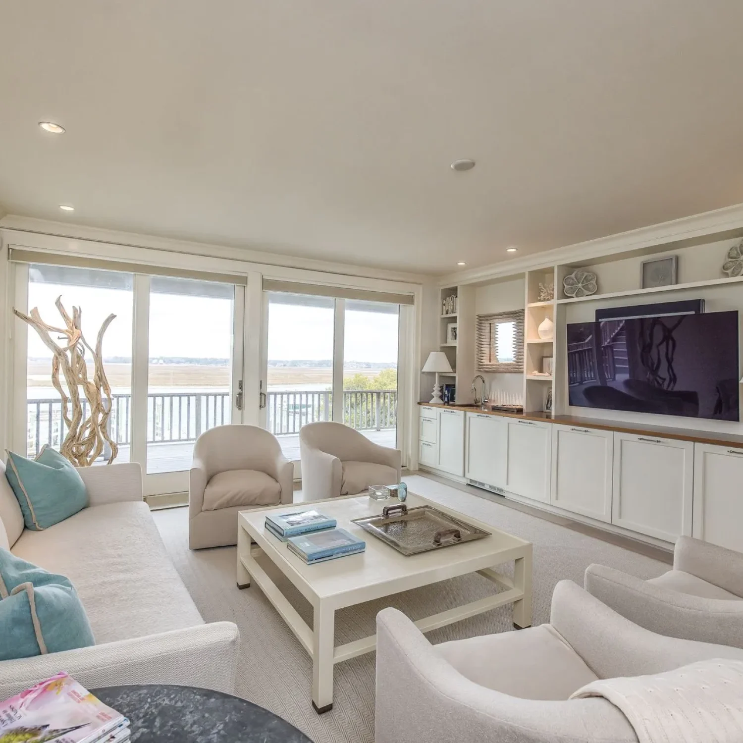 W1+(1)-7d3e57c6-1920w